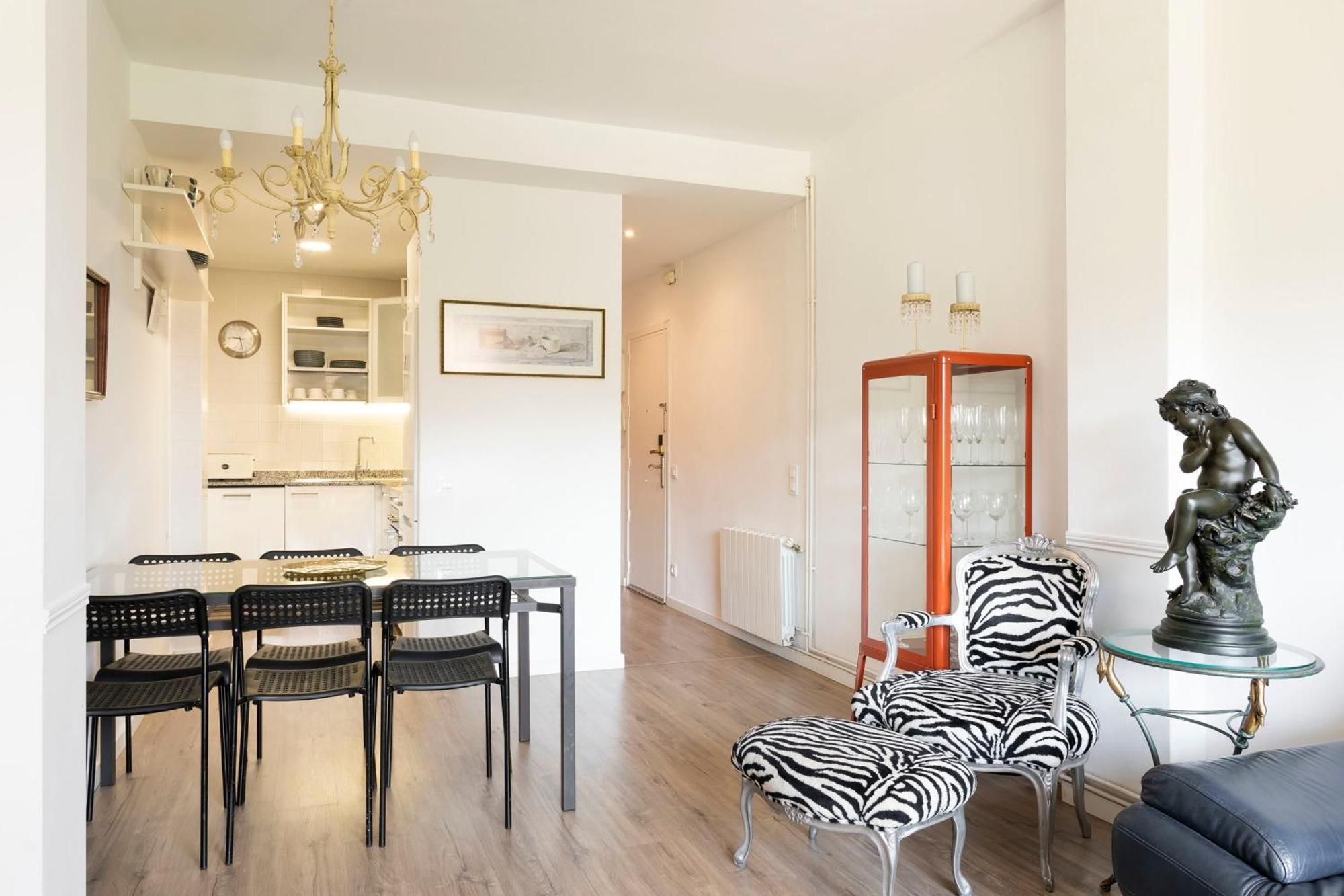 Cozy Apartment Near Fira Gran Via With Ac L’Hospitalet de Llobregat Zewnętrze zdjęcie